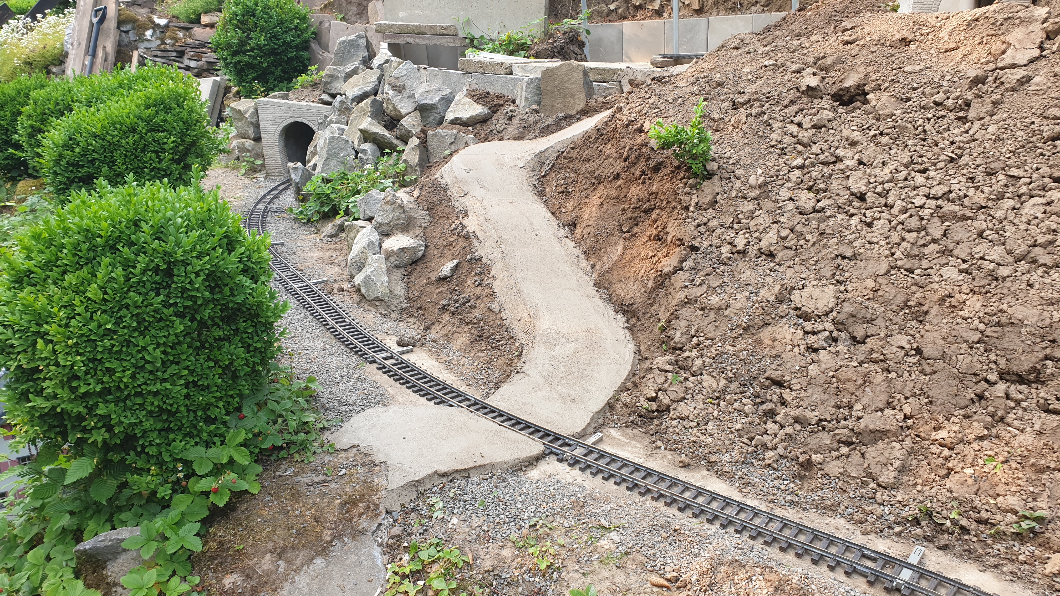 20250603_185141 20250603_185141