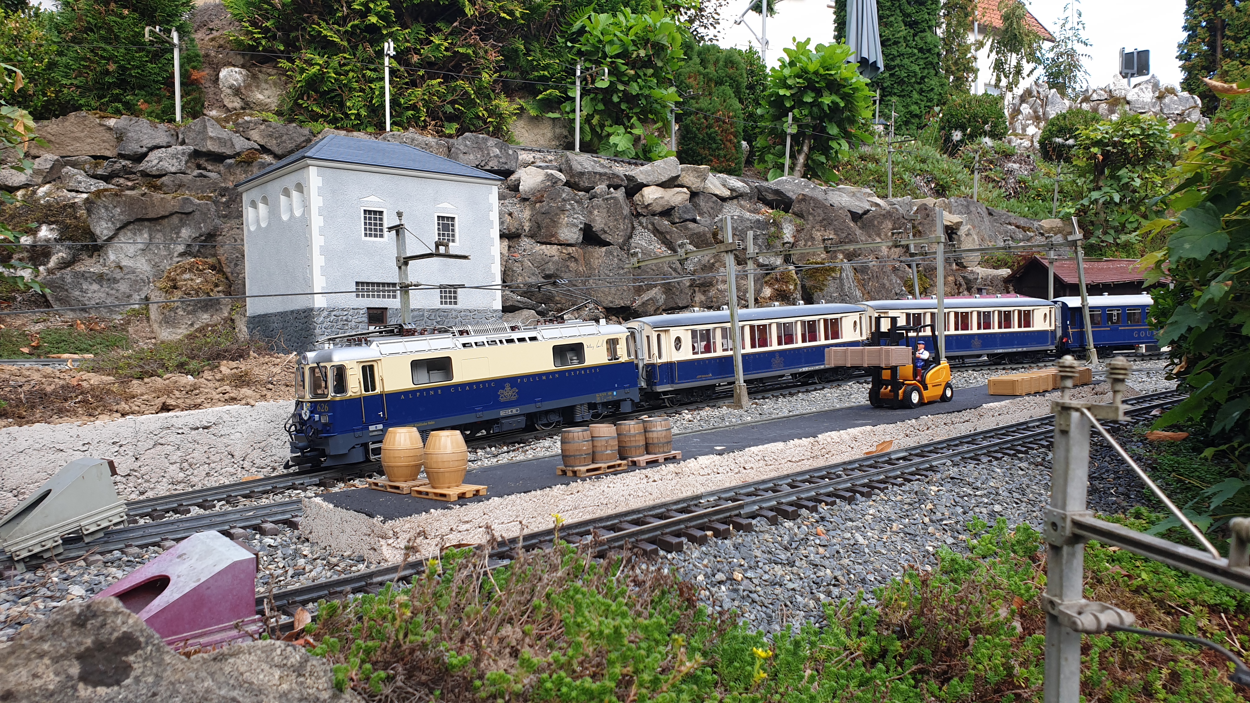 20250901_180710 20250901_180710